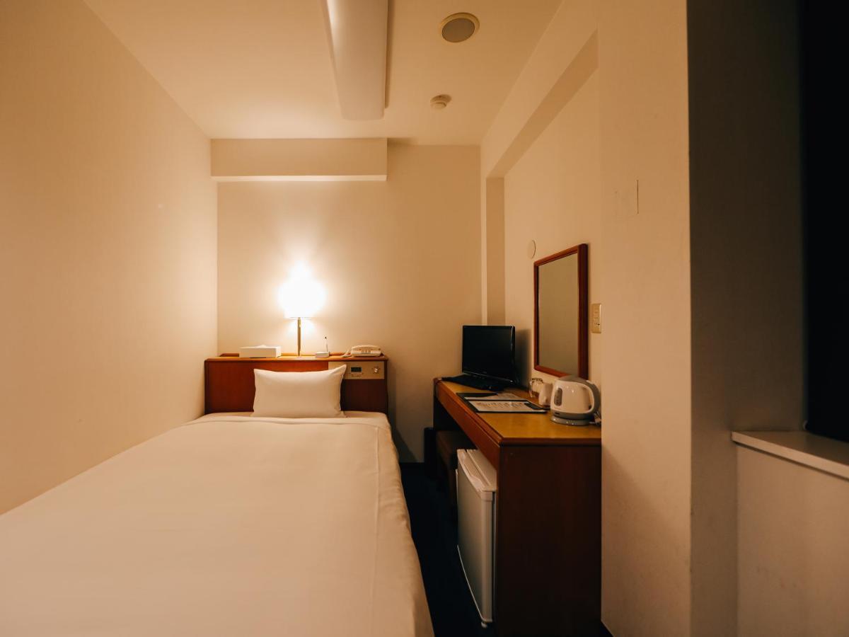 3S Hotel Хирацука Экстерьер фото