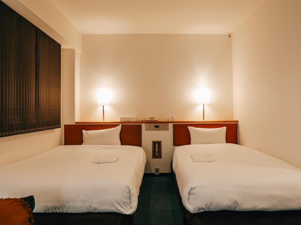 3S Hotel Хирацука Экстерьер фото