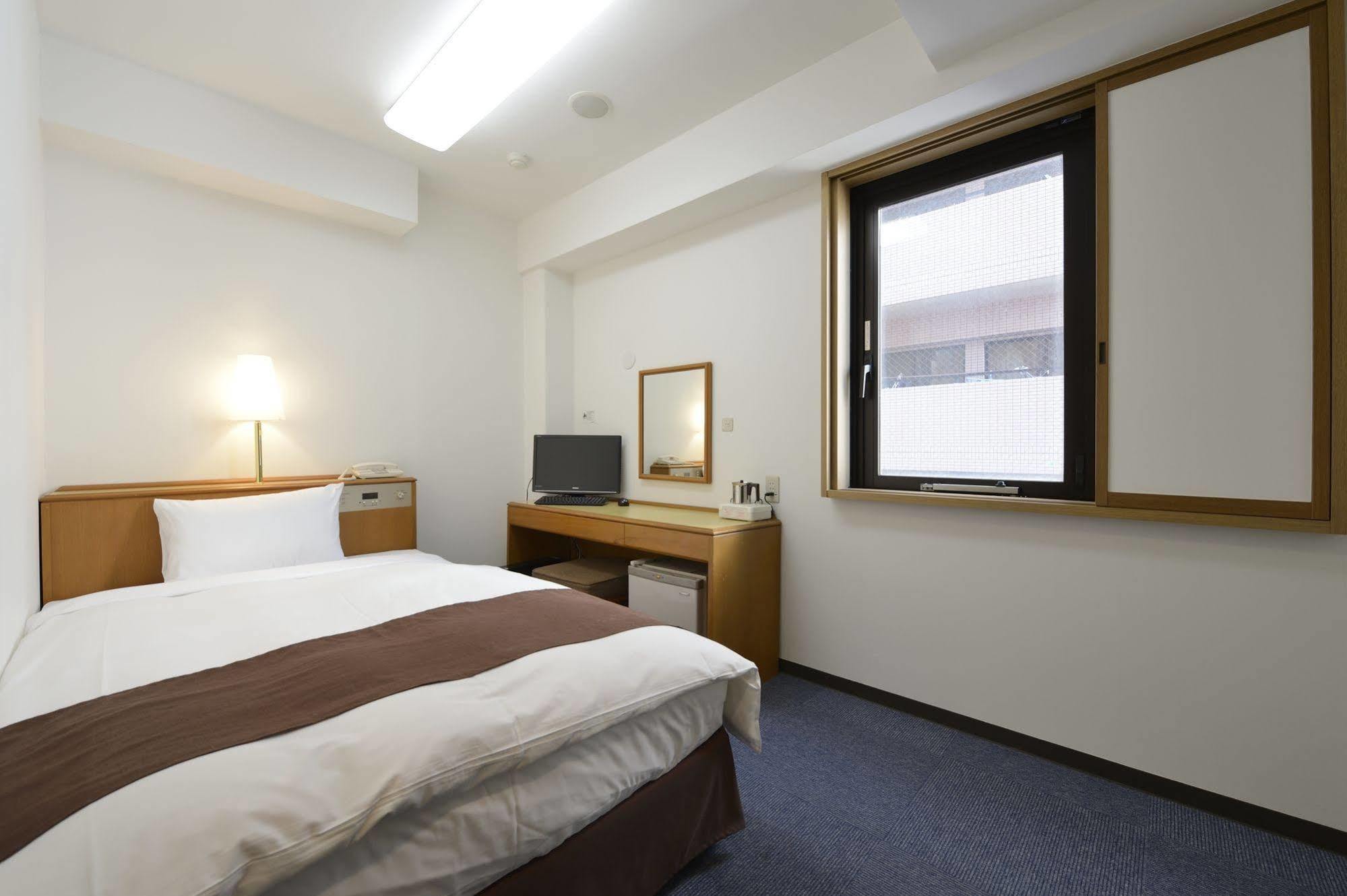 3S Hotel Хирацука Экстерьер фото